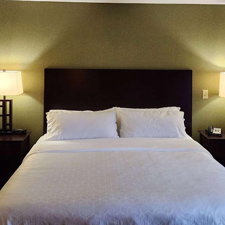 Wingate By Wyndham Kittanning Hotel Exterior foto