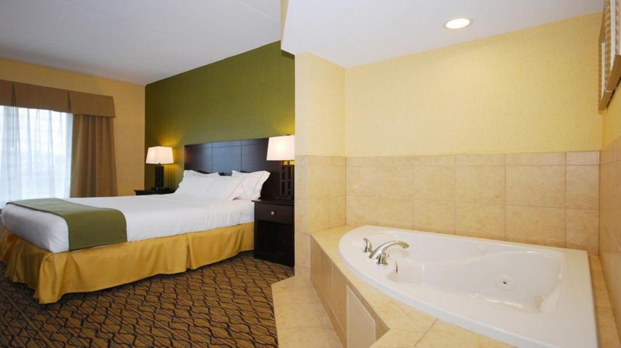 Wingate By Wyndham Kittanning Hotel Exterior foto