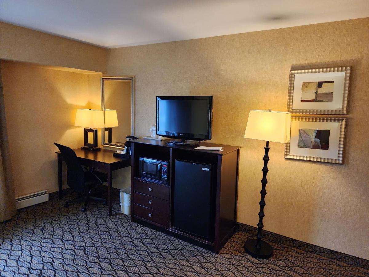 Wingate By Wyndham Kittanning Hotel Exterior foto