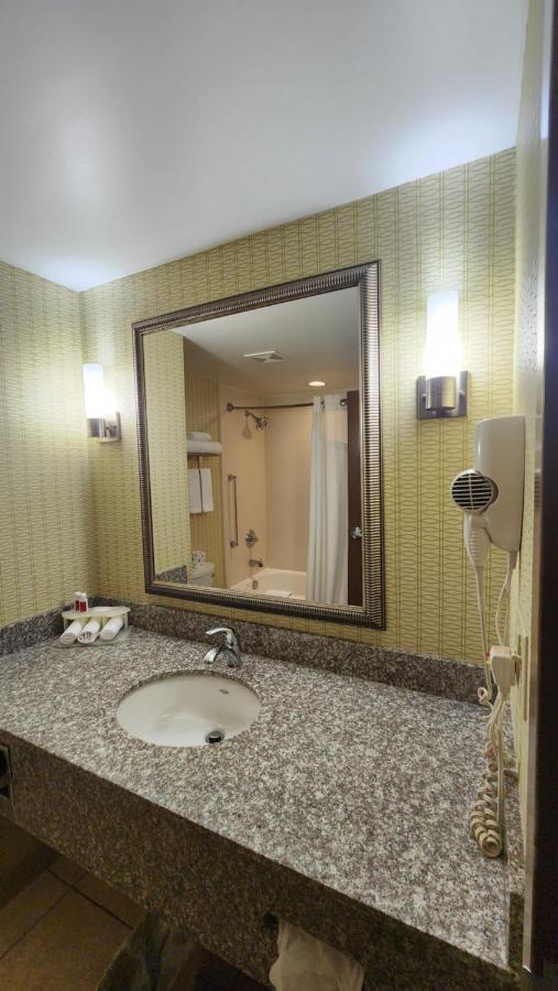 Wingate By Wyndham Kittanning Hotel Exterior foto
