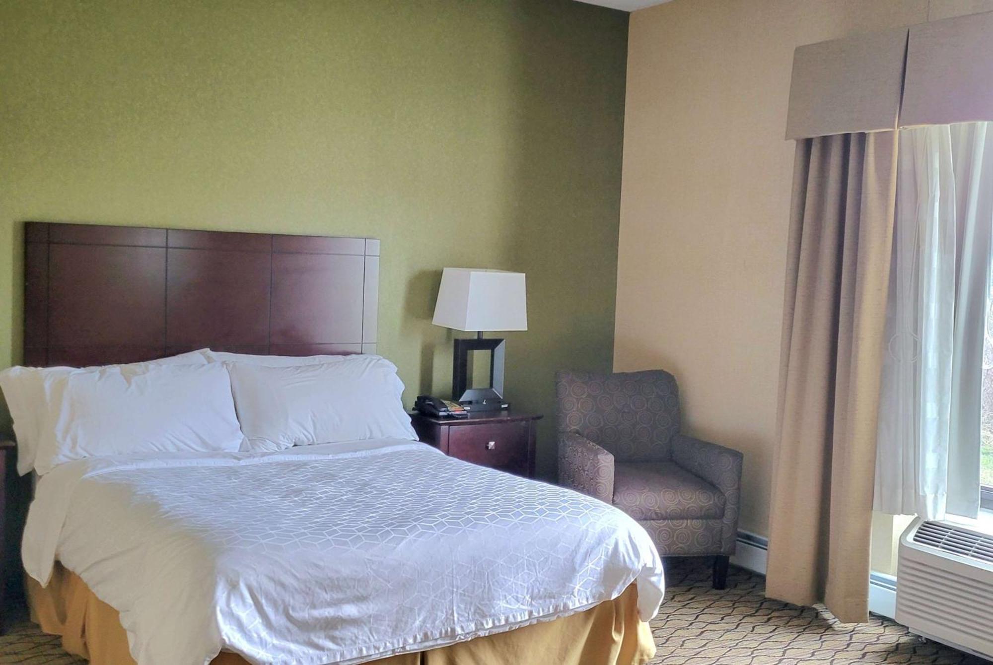 Wingate By Wyndham Kittanning Hotel Exterior foto