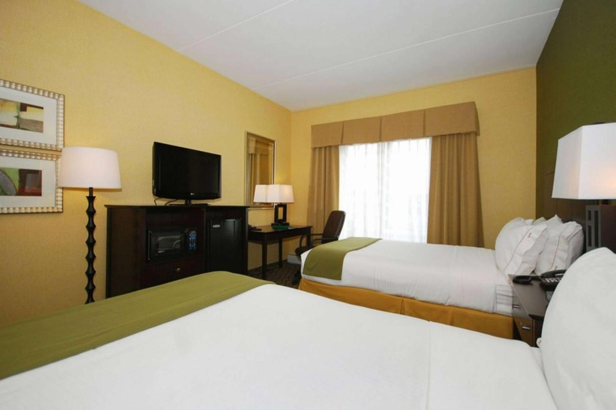 Wingate By Wyndham Kittanning Hotel Exterior foto